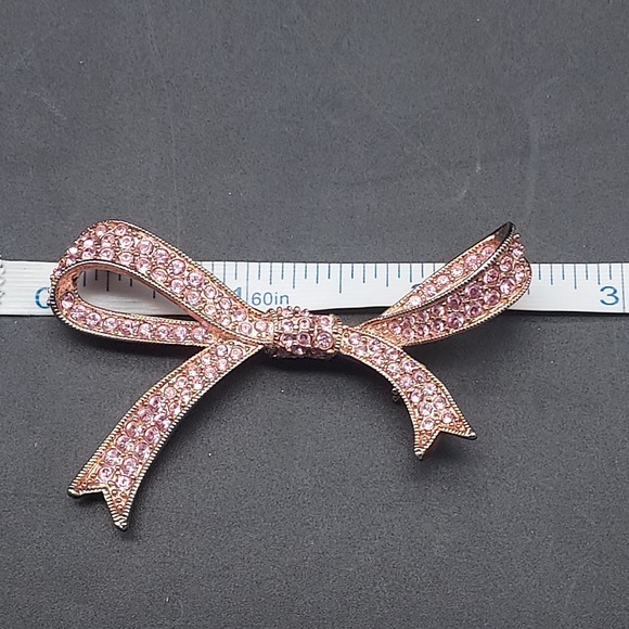Kenneth Jay Lane Pink Rhinestone Brooch Vintage QVC Signed KJL Costume Jewelry - Picture 6 of 10